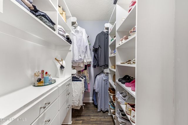 537 Catamaran Drive, Wilmington, NC 28412