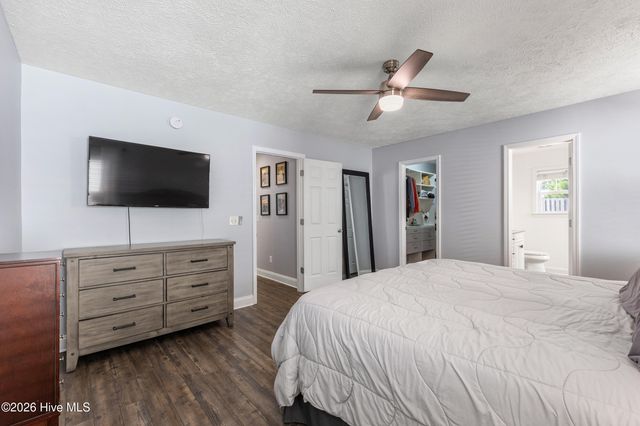 537 Catamaran Drive, Wilmington, NC 28412