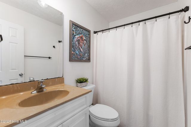 537 Catamaran Drive, Wilmington, NC 28412