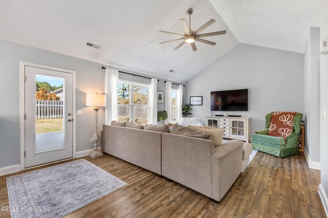 537 Catamaran Drive, Wilmington, NC 28412