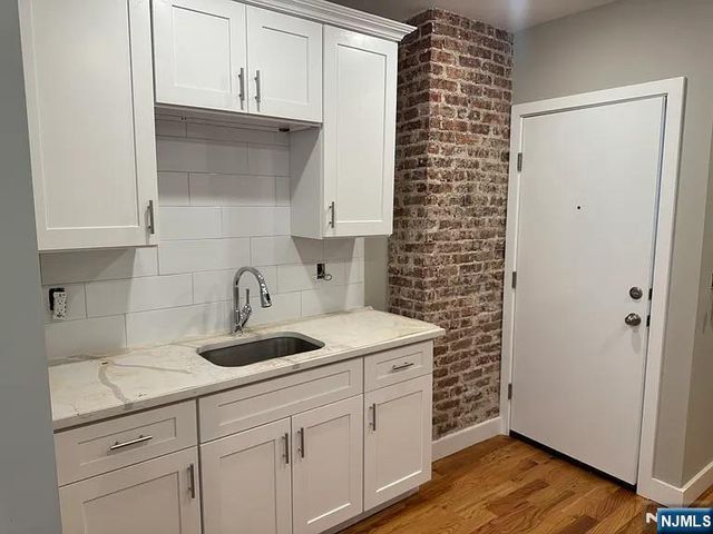 548 59th Street, West New York, NJ 07093