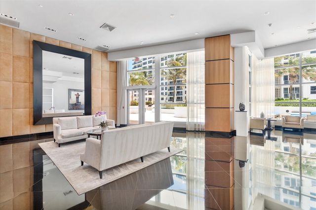 3101 S Ocean Drive 2707, Hollywood, FL 33019