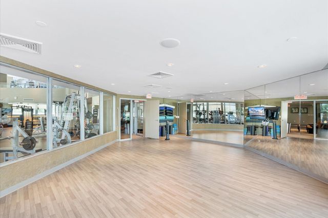 3101 S Ocean Drive 2707, Hollywood, FL 33019