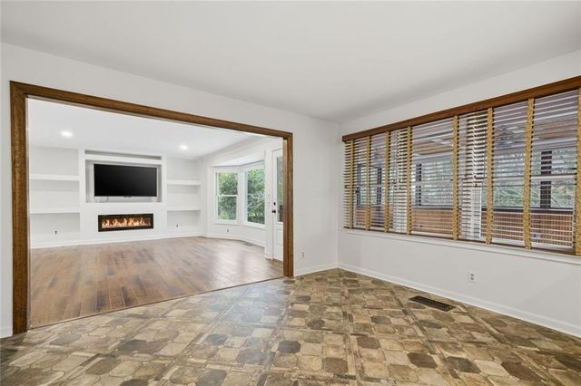 4271 Edgewater Drive NW, Kennesaw, GA 30144