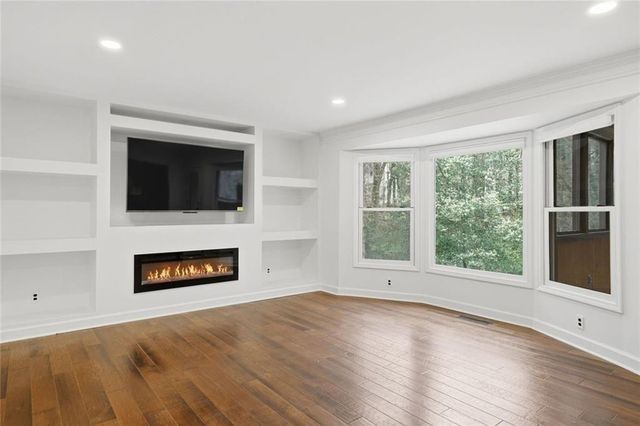 4271 Edgewater Drive NW, Kennesaw, GA 30144