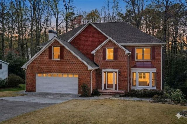 4271 Edgewater Drive NW, Kennesaw, GA 30144