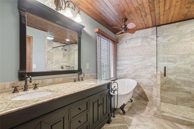 4271 Edgewater Drive NW, Kennesaw, GA 30144