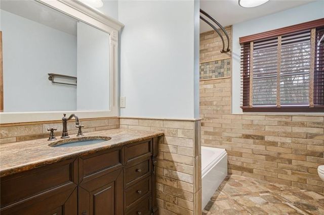 4271 Edgewater Drive NW, Kennesaw, GA 30144