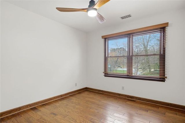 4271 Edgewater Drive NW, Kennesaw, GA 30144