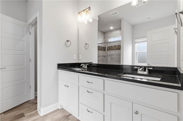 931 Skyline Loop, Centerton, AR 72719