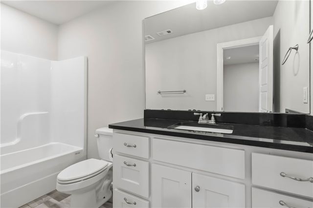 931 Skyline Loop, Centerton, AR 72719