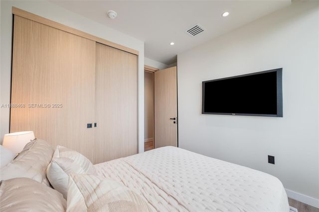 3601 SW 23rd Ter 1, Miami, FL 33145