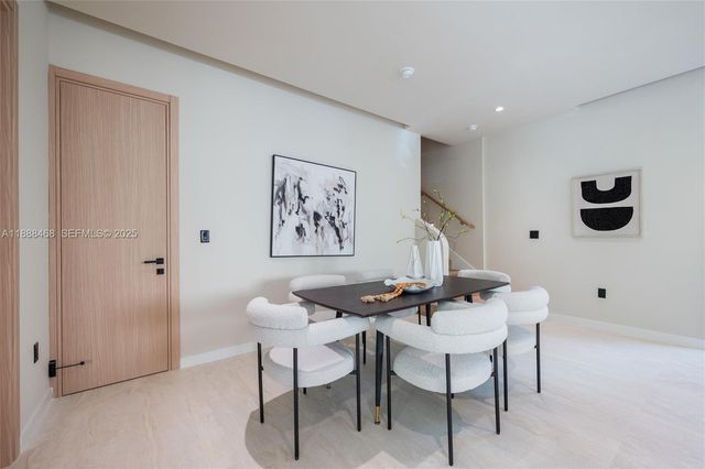 3601 SW 23rd Ter 1, Miami, FL 33145