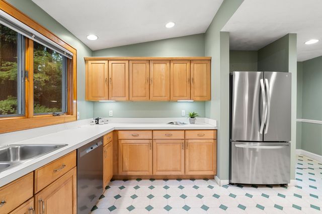 57 Grandview Rd, Arlington, MA 02476