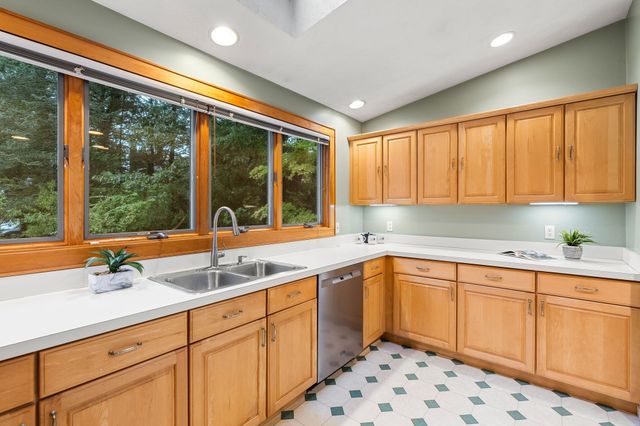 57 Grandview Rd, Arlington, MA 02476
