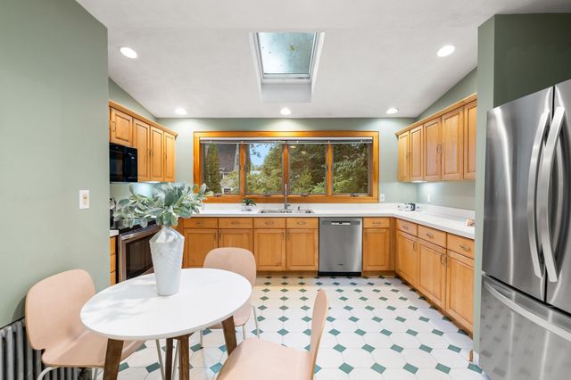57 Grandview Rd, Arlington, MA 02476