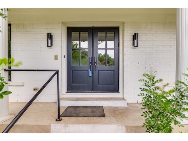 8700 Mountainwood CIR, Austin, TX 78759