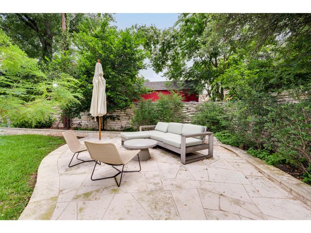 8700 Mountainwood CIR, Austin, TX 78759