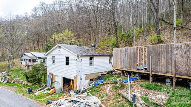 2828 Chandler Creek Road, Mars Hill, NC 28754