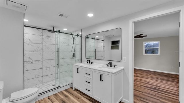 1204 N NANCY TERRACE, Plant City, FL 33563