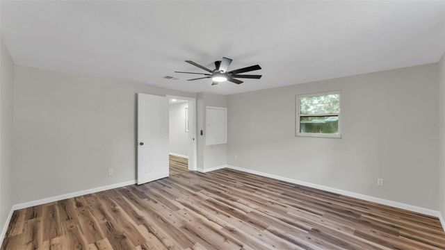 1204 N NANCY TERRACE, Plant City, FL 33563