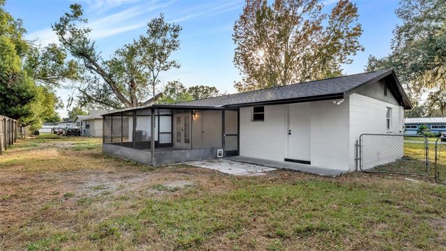 1204 N NANCY TERRACE, Plant City, FL 33563
