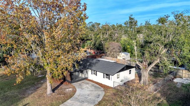 1204 N NANCY TERRACE, Plant City, FL 33563