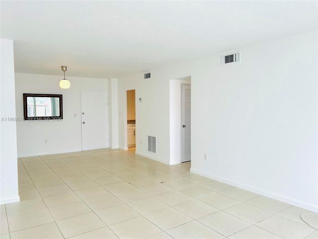 1865 79th St Cswy 16J, North Bay Village, FL 33141