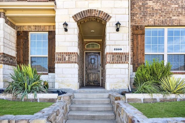 2209 Barx Drive, Little Elm, TX 75068