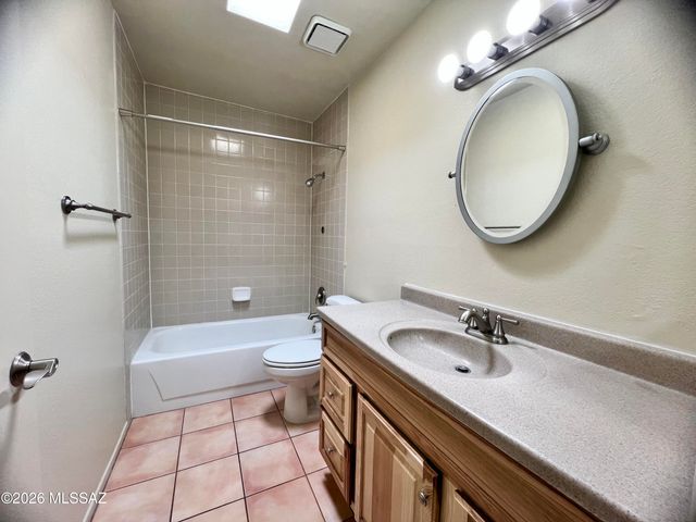 2256 E Camino Cancion, Tucson, AZ 85718
