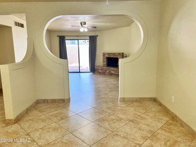 2256 E Camino Cancion, Tucson, AZ 85718