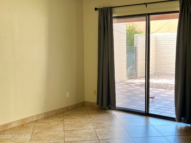 2256 E Camino Cancion, Tucson, AZ 85718