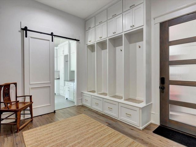 400 Hillcrest Drive, Richmond, TX 77469