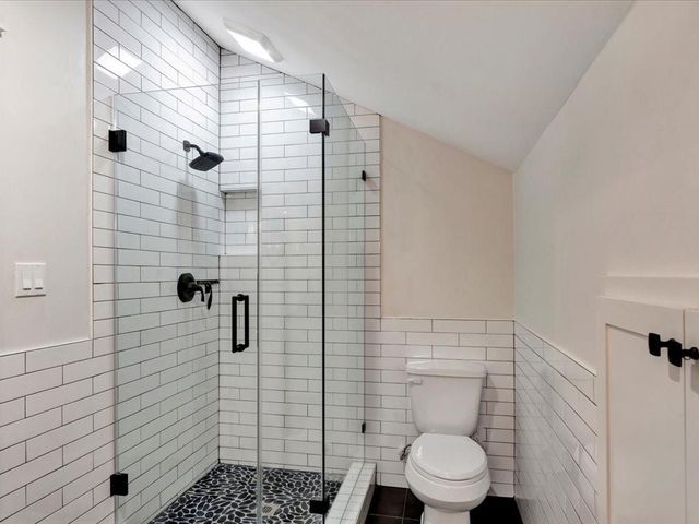 400 Hillcrest Drive, Richmond, TX 77469