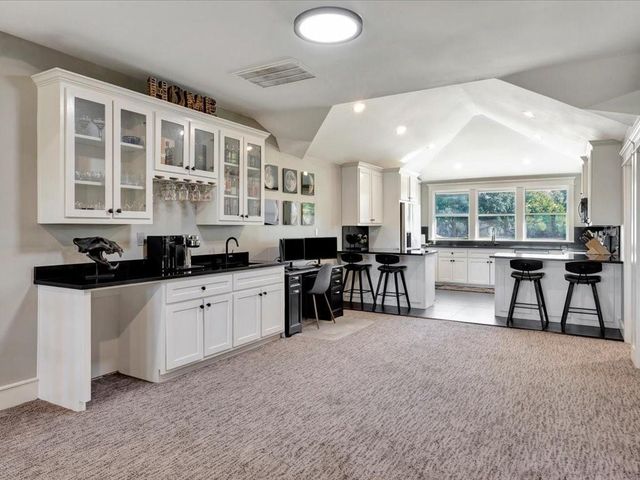 400 Hillcrest Drive, Richmond, TX 77469