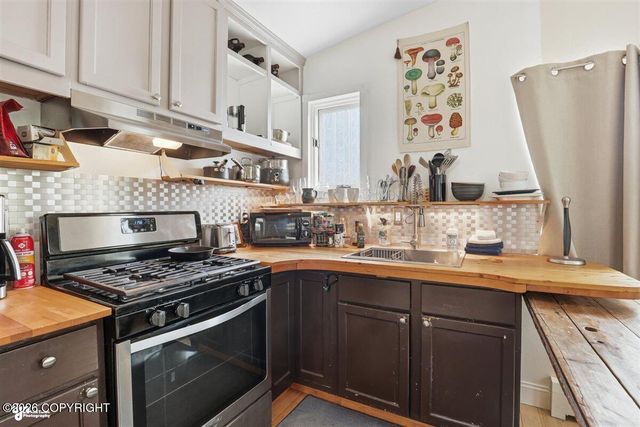 4128 Wright Street, Anchorage, AK 99508