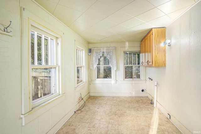 239 E jefferson Boulevard, Mishawaka, IN 46545