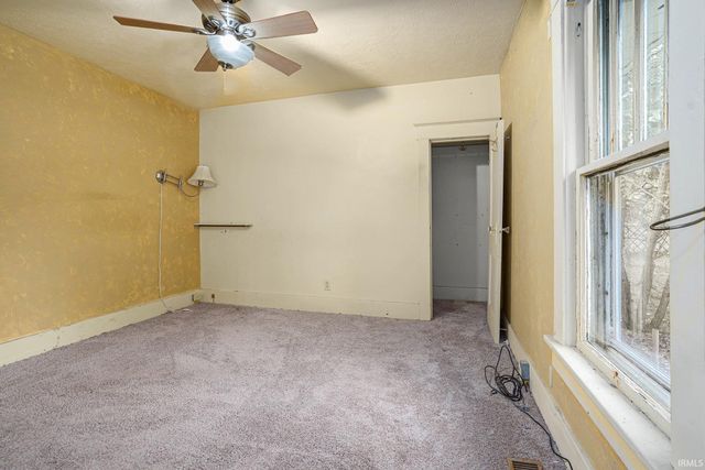 239 E jefferson Boulevard, Mishawaka, IN 46545