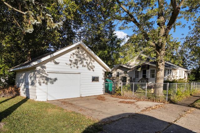 239 E jefferson Boulevard, Mishawaka, IN 46545