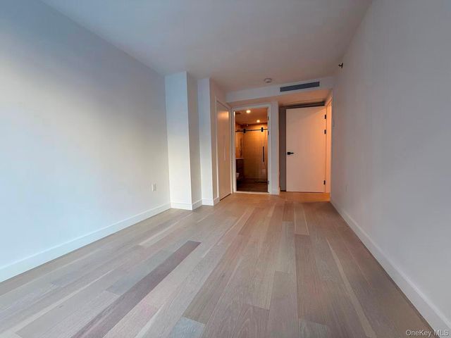 14449 Northern Boulevard 324, Flushing, NY 11354