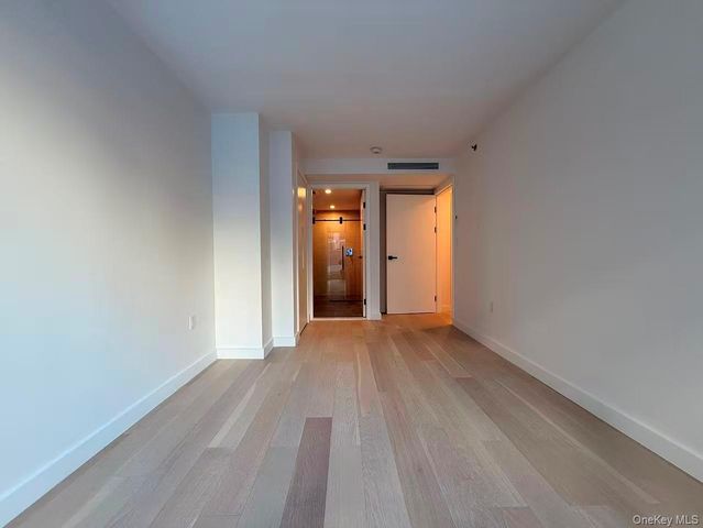 14449 Northern Boulevard 324, Flushing, NY 11354