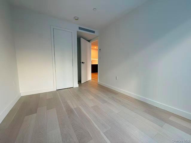 14449 Northern Boulevard 324, Flushing, NY 11354