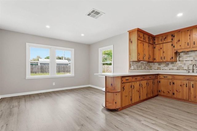 620 Glover Street, Lake Charles, LA 70605