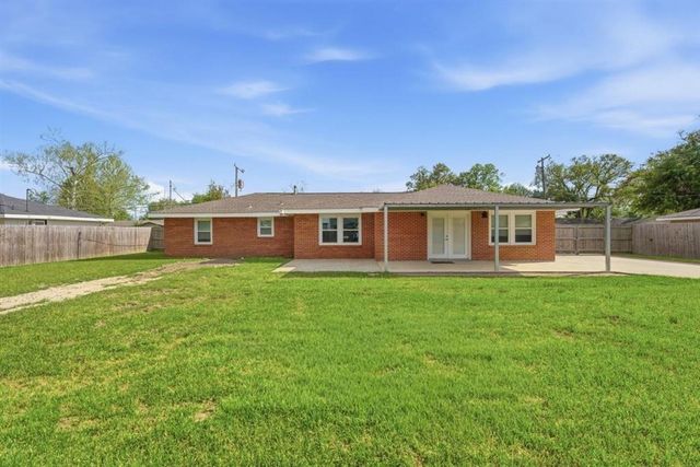 620 Glover Street, Lake Charles, LA 70605