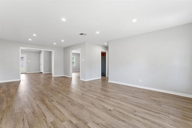 620 Glover Street, Lake Charles, LA 70605