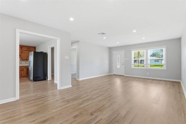 620 Glover Street, Lake Charles, LA 70605