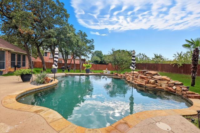 5816 Pin Tail Court, Fort Worth, TX 76244