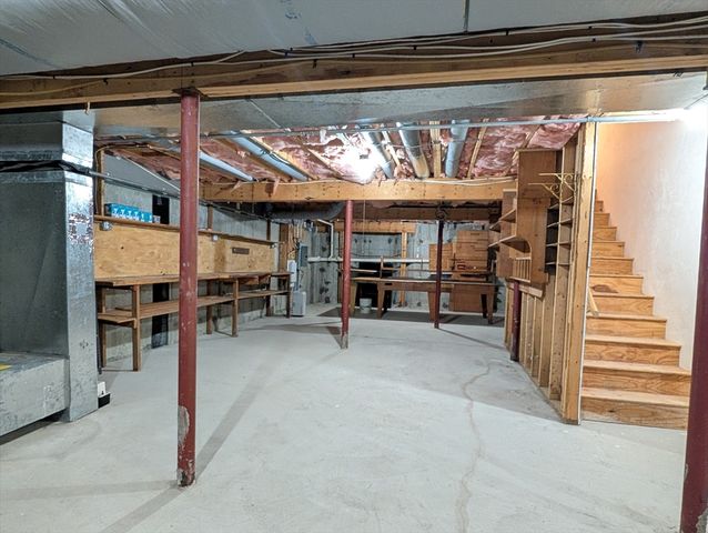 93 Westminster Dr 93, Marlborough, MA 01752