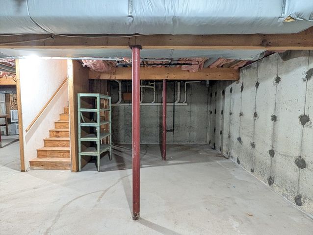 93 Westminster Dr 93, Marlborough, MA 01752