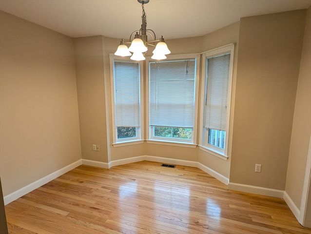 93 Westminster Dr 93, Marlborough, MA 01752